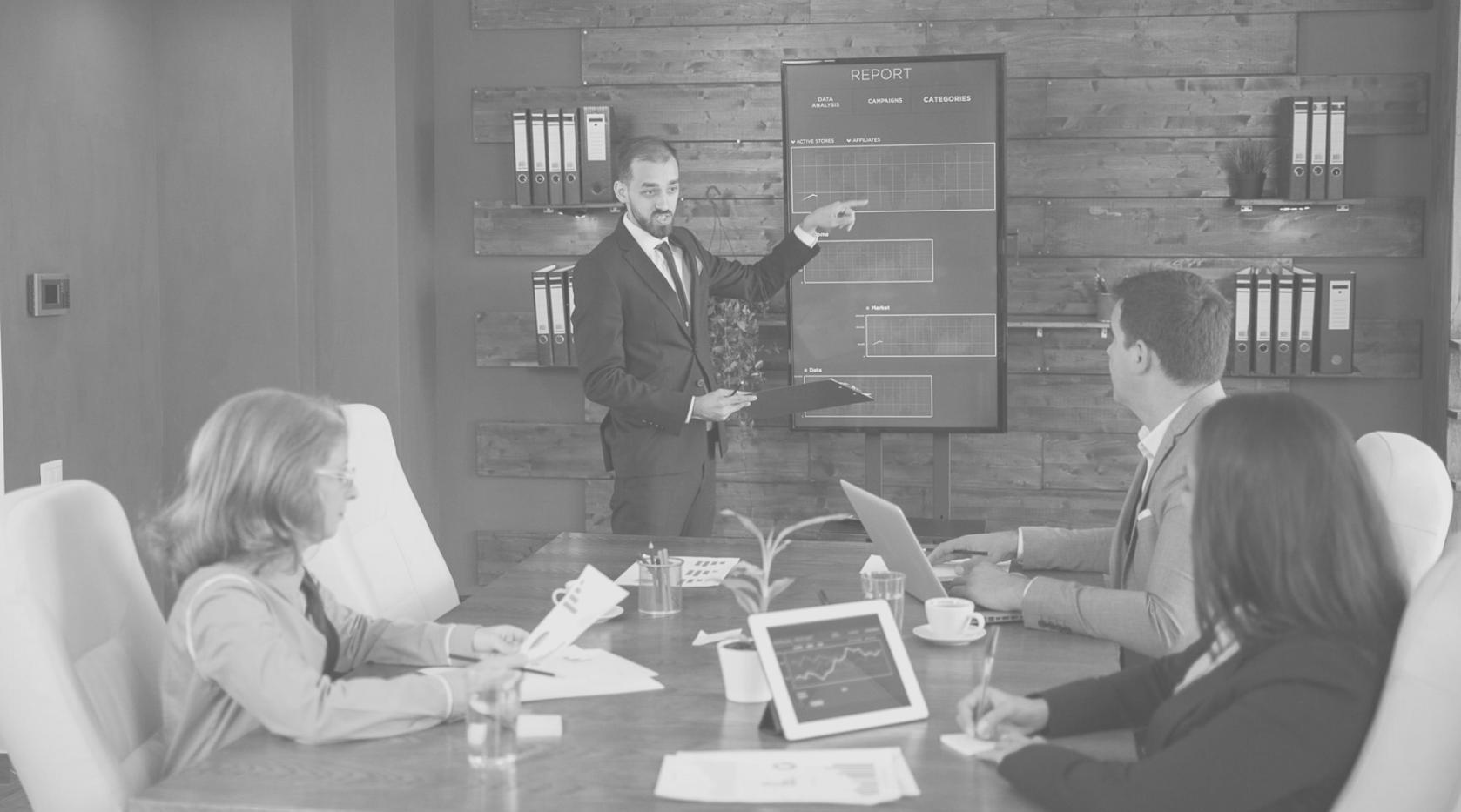 Présentation de résultats financiers dans un environnement professionnel